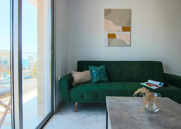 Phaedrus Living Seaside Luxury Flat Athina 21 * パ フォス